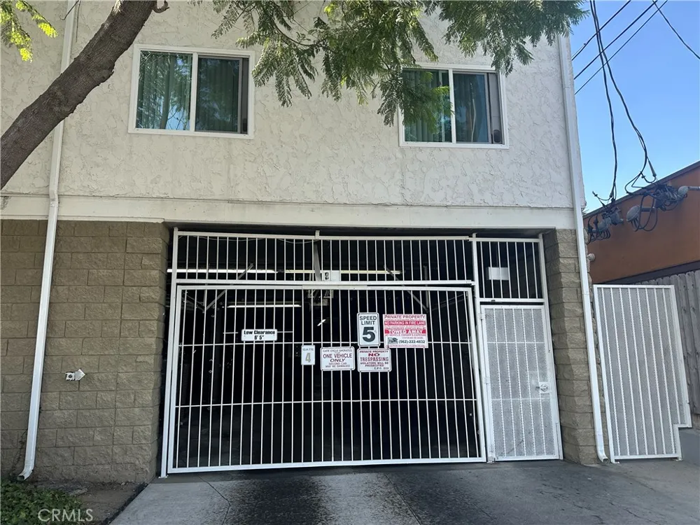 3565 Linden Avenue Long Beach, CA 90807