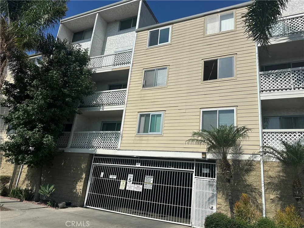 3565 Linden Avenue Long Beach, CA 90807
