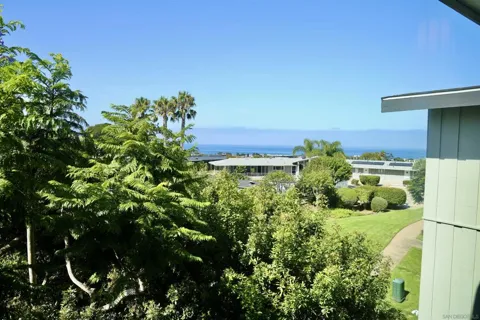 620 W Solana Circle #3G