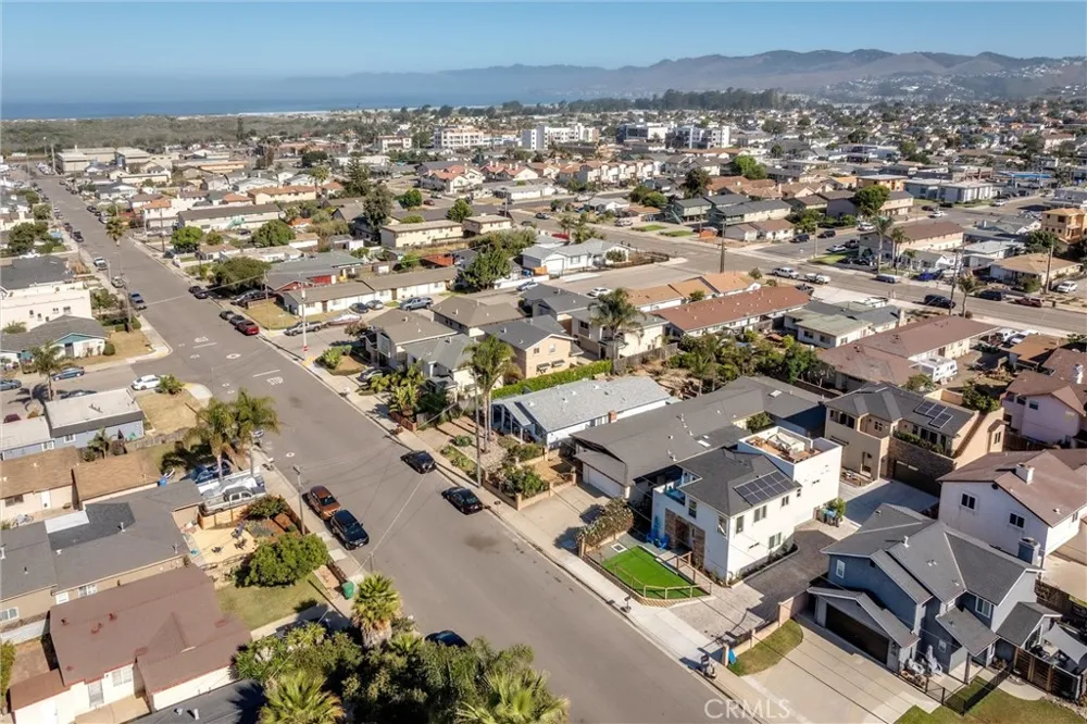 773 Manhattan Avenue Grover Beach, CA 93433