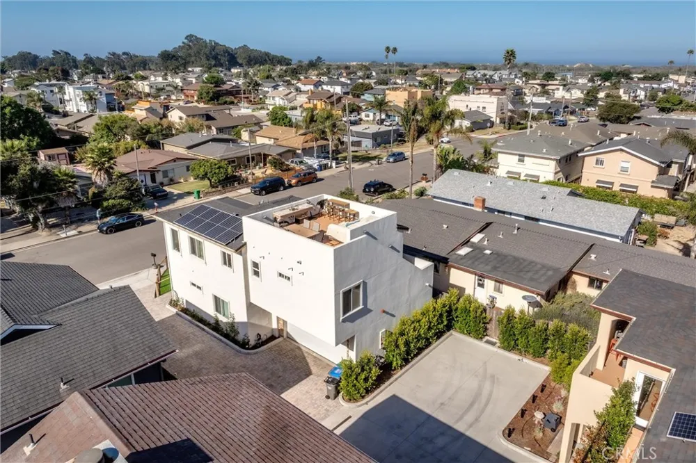 773 Manhattan Avenue Grover Beach, CA 93433