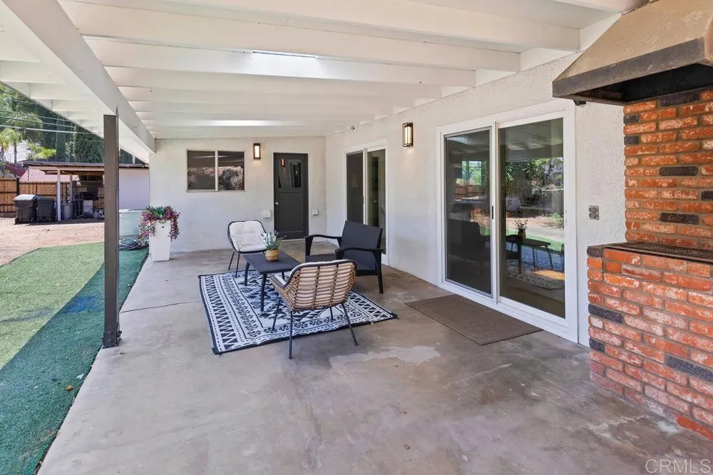 12172 Gay Rio Drive Lakeside, CA 92040