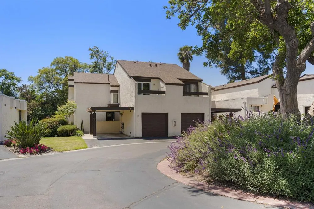 1311 Hawk Lane El Cajon, CA 92020