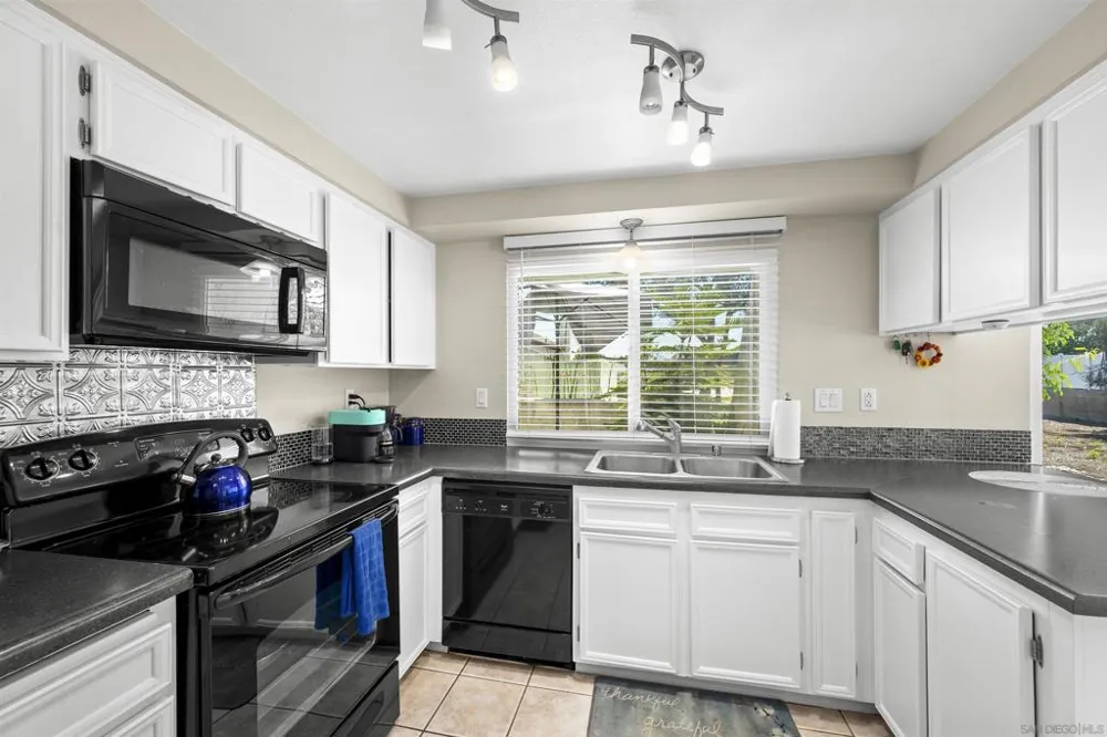 1311 Hawk Lane El Cajon, CA 92020