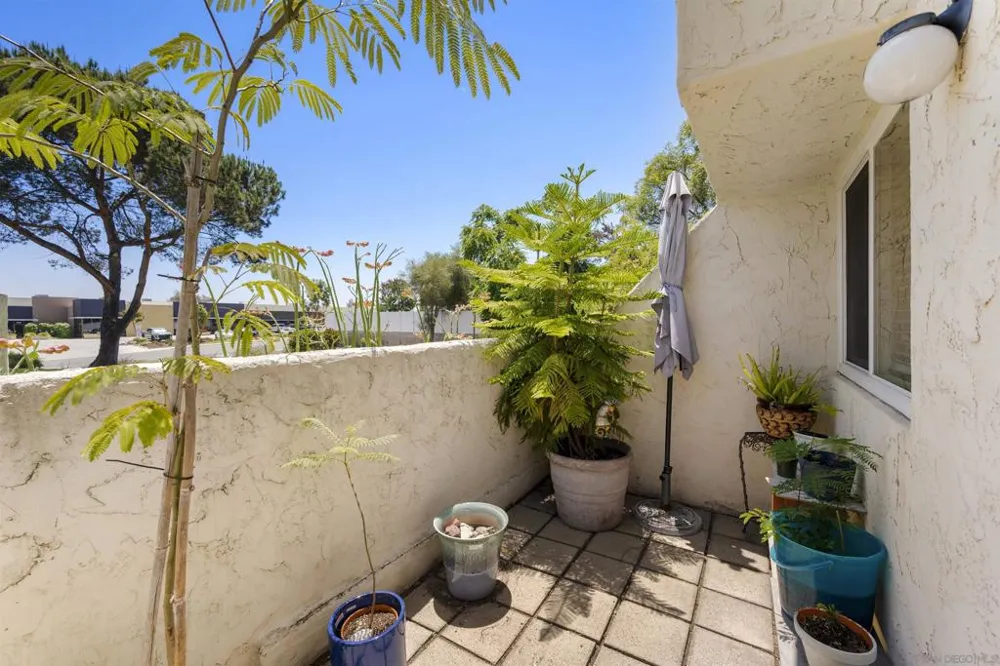 1311 Hawk Lane El Cajon, CA 92020