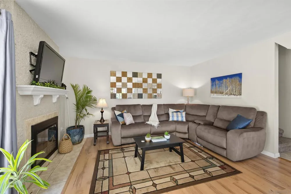 1311 Hawk Lane El Cajon, CA 92020