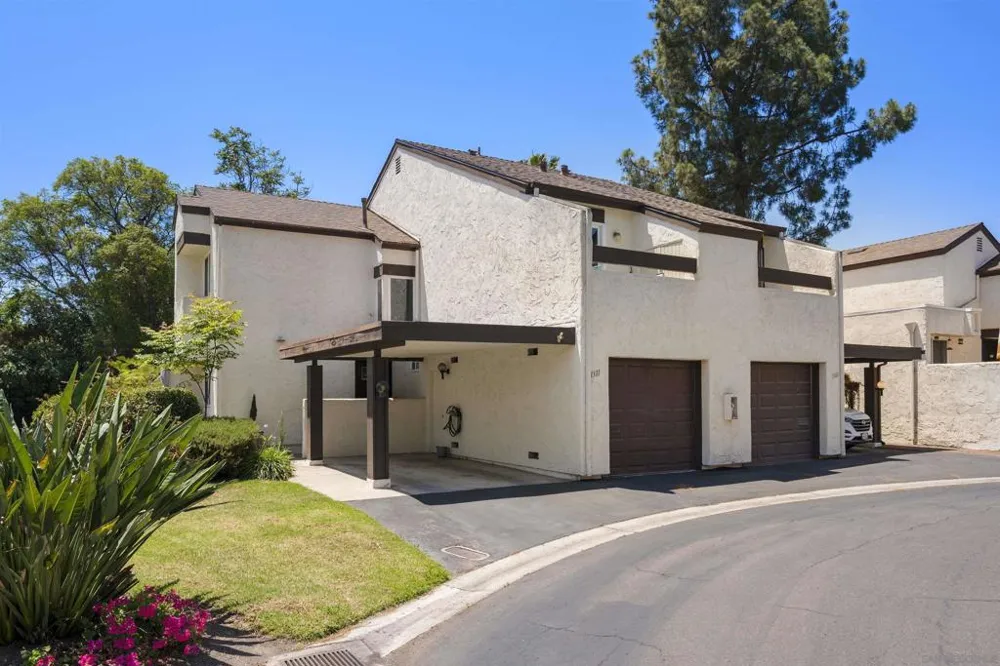 1311 Hawk Lane El Cajon, CA 92020