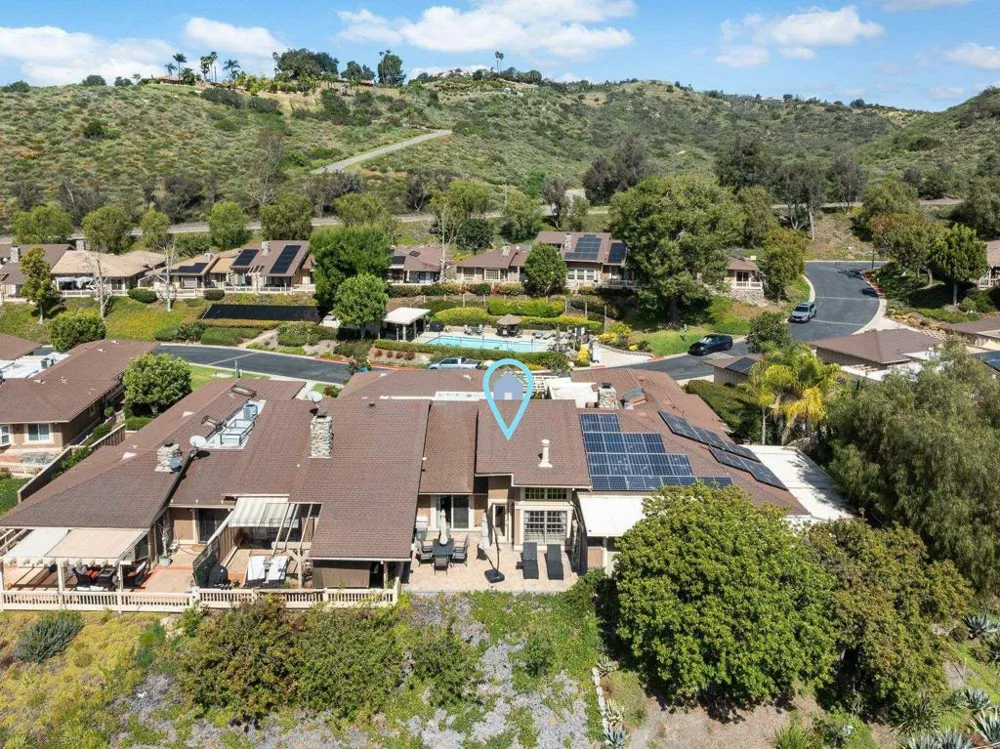 8647 Circle R Valley Escondido, CA 92026