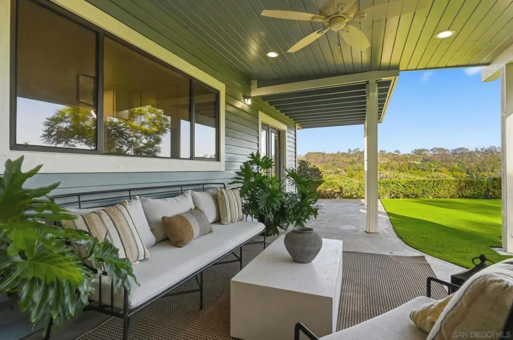 4165 Manchester Ave Encinitas, CA 92024