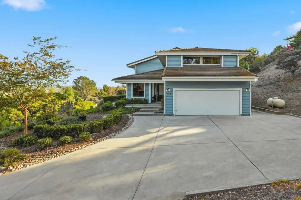 4165 Manchester Ave Encinitas, CA 92024