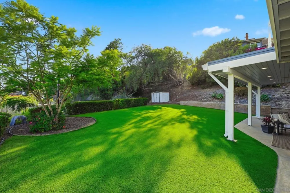 4165 Manchester Ave Encinitas, CA 92024