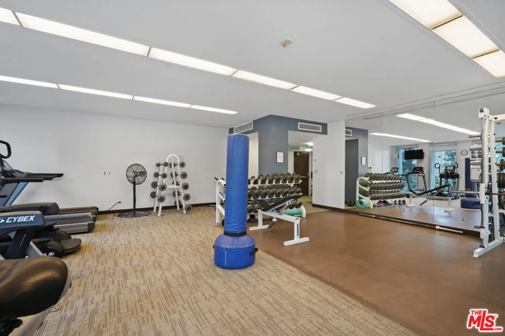 800 W 1st Street #1409 Los Angeles, CA 90012
