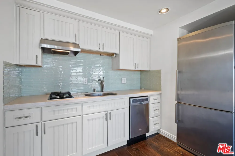 800 W 1st Street #1409 Los Angeles, CA 90012