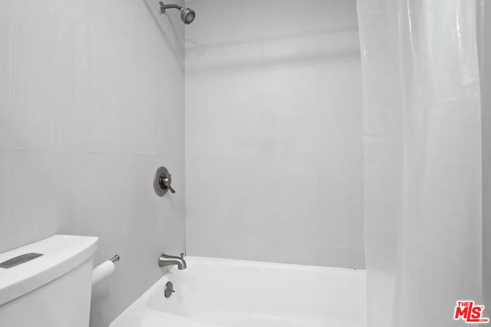 800 W 1st Street #1409 Los Angeles, CA 90012