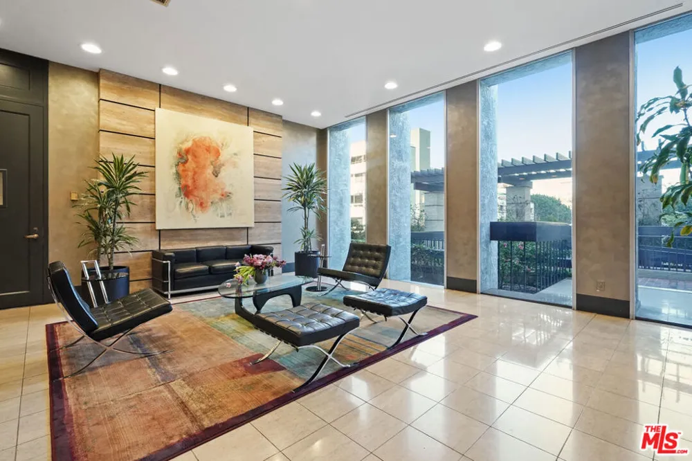 800 W 1st Street #1409 Los Angeles, CA 90012