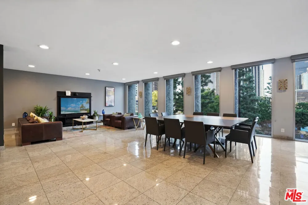 800 W 1st Street #1409 Los Angeles, CA 90012