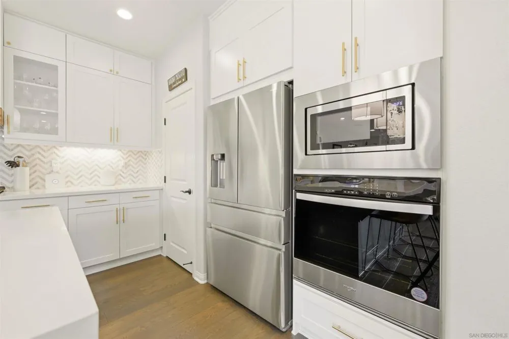 21410 Trail Blazer Lane Escondido, CA 92029