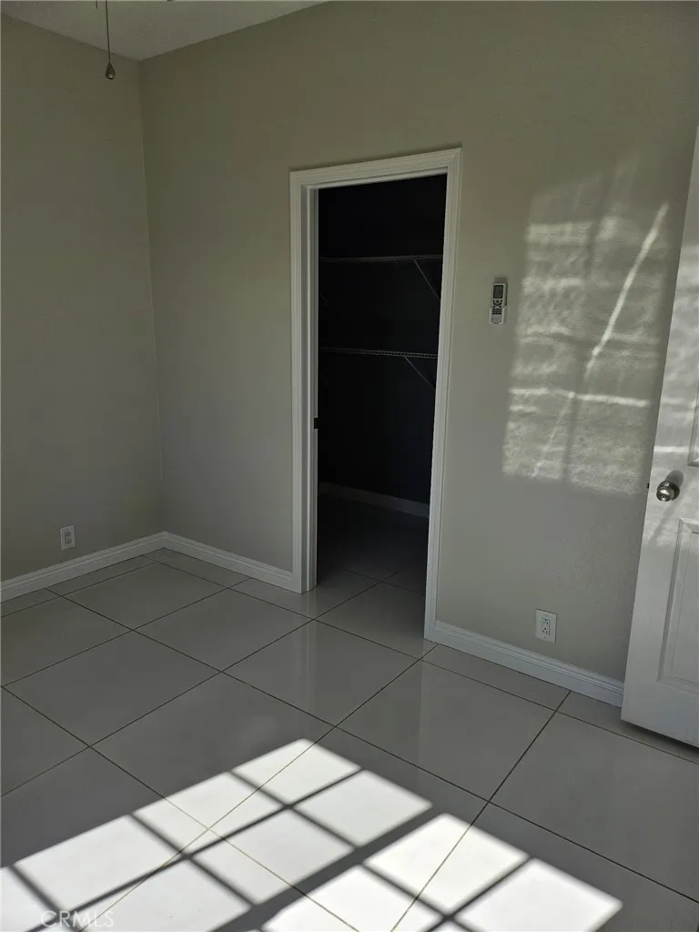 722 E. Avnue J6 Lancaster, CA 93535