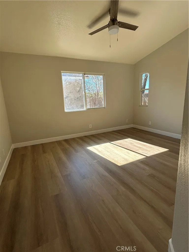 722 E. Avnue J6 Lancaster, CA 93535