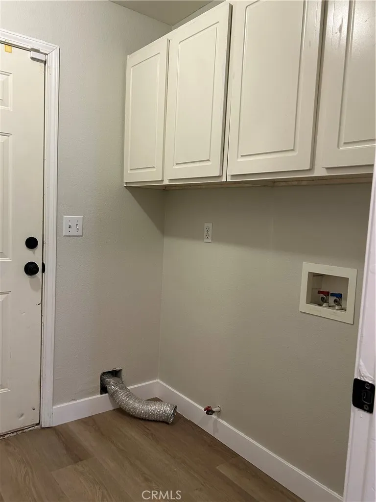 722 E. Avnue J6 Lancaster, CA 93535