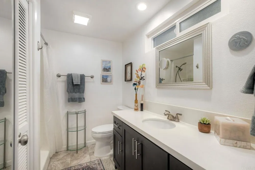 3755 Vista Campana #6 Oceanside, CA 92057