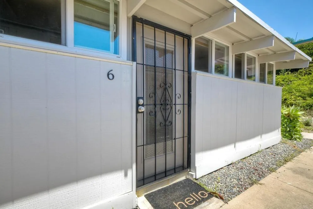 3755 Vista Campana #6 Oceanside, CA 92057