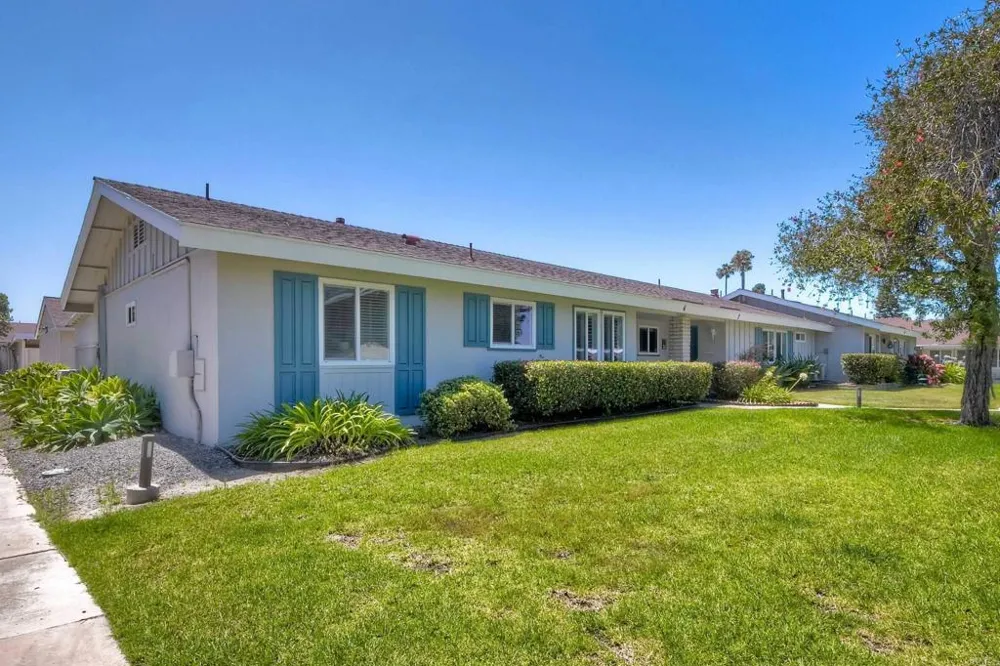 3755 Vista Campana #6 Oceanside, CA 92057