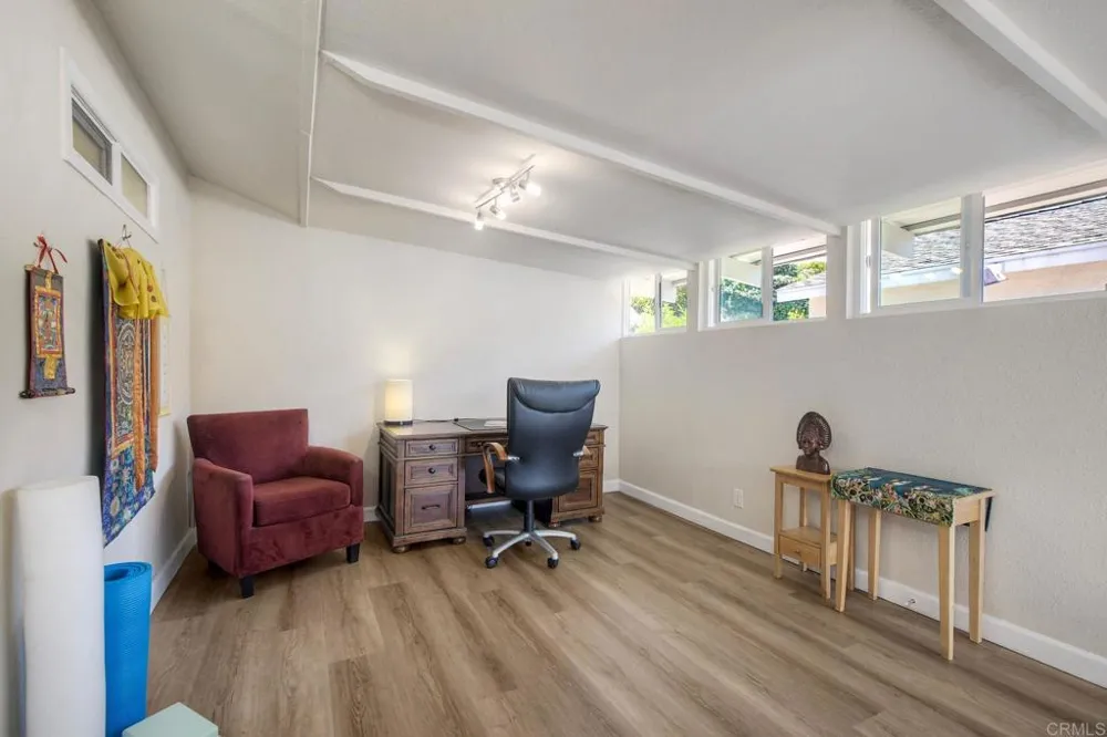 3755 Vista Campana #6 Oceanside, CA 92057