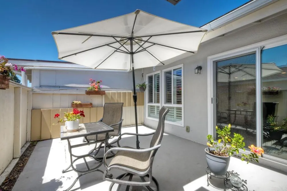 3755 Vista Campana #6 Oceanside, CA 92057