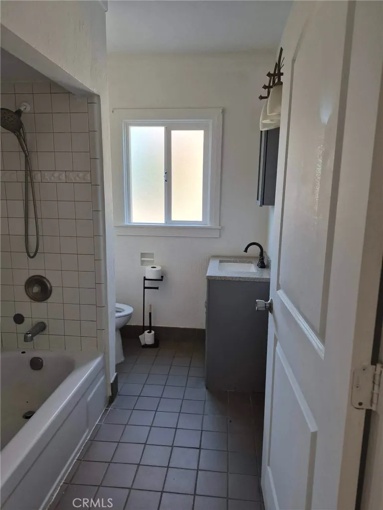 111 Baxter Avenue Sacramento, CA 95815