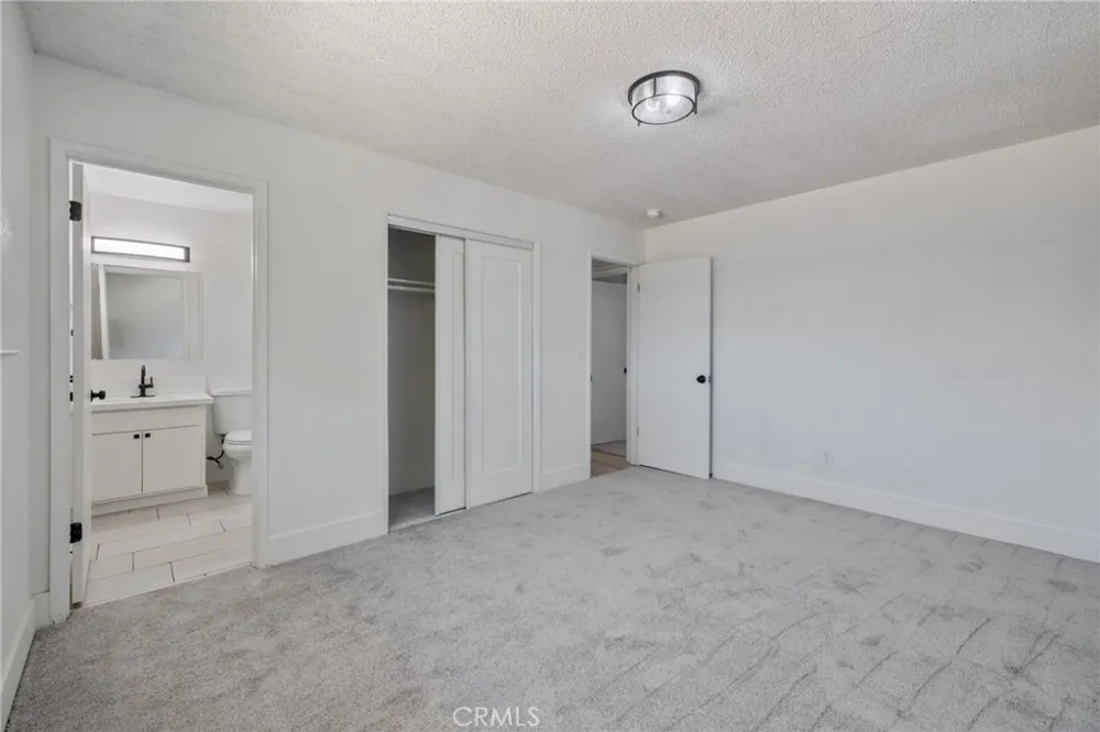 587 Sunset Street Kingsburg, CA 93631