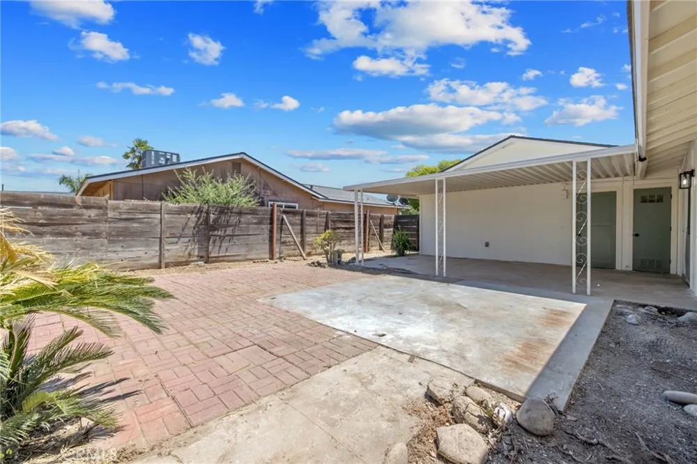 587 Sunset Street Kingsburg, CA 93631