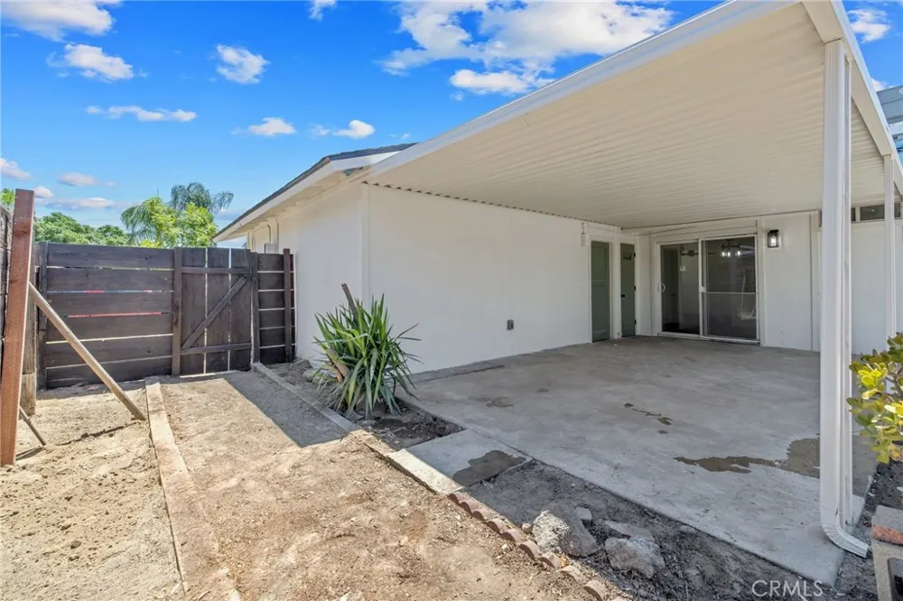 587 Sunset Street Kingsburg, CA 93631