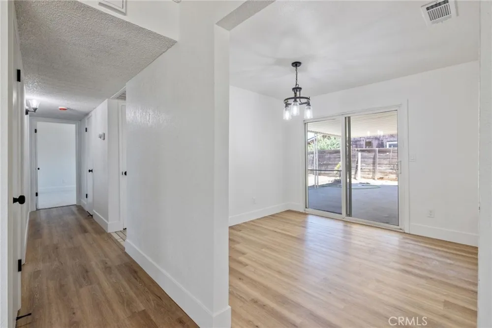 587 Sunset Street Kingsburg, CA 93631