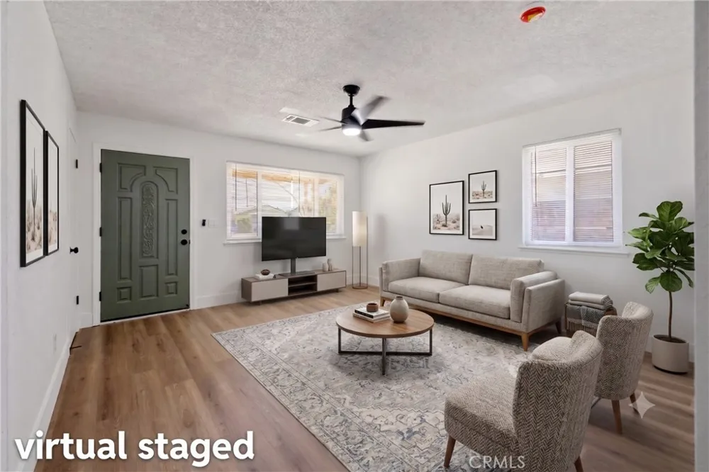 587 Sunset Street Kingsburg, CA 93631