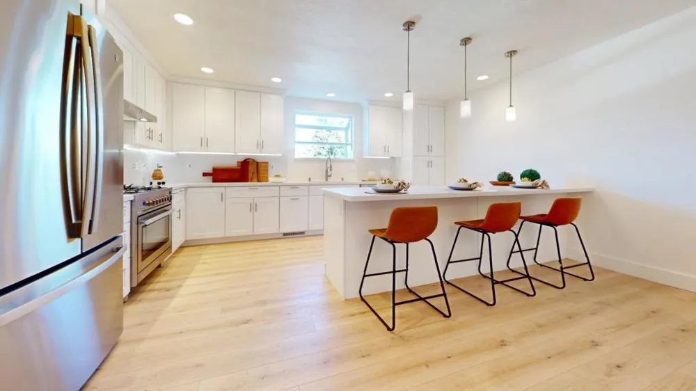 200 Kamson Way Campbell, CA 95008