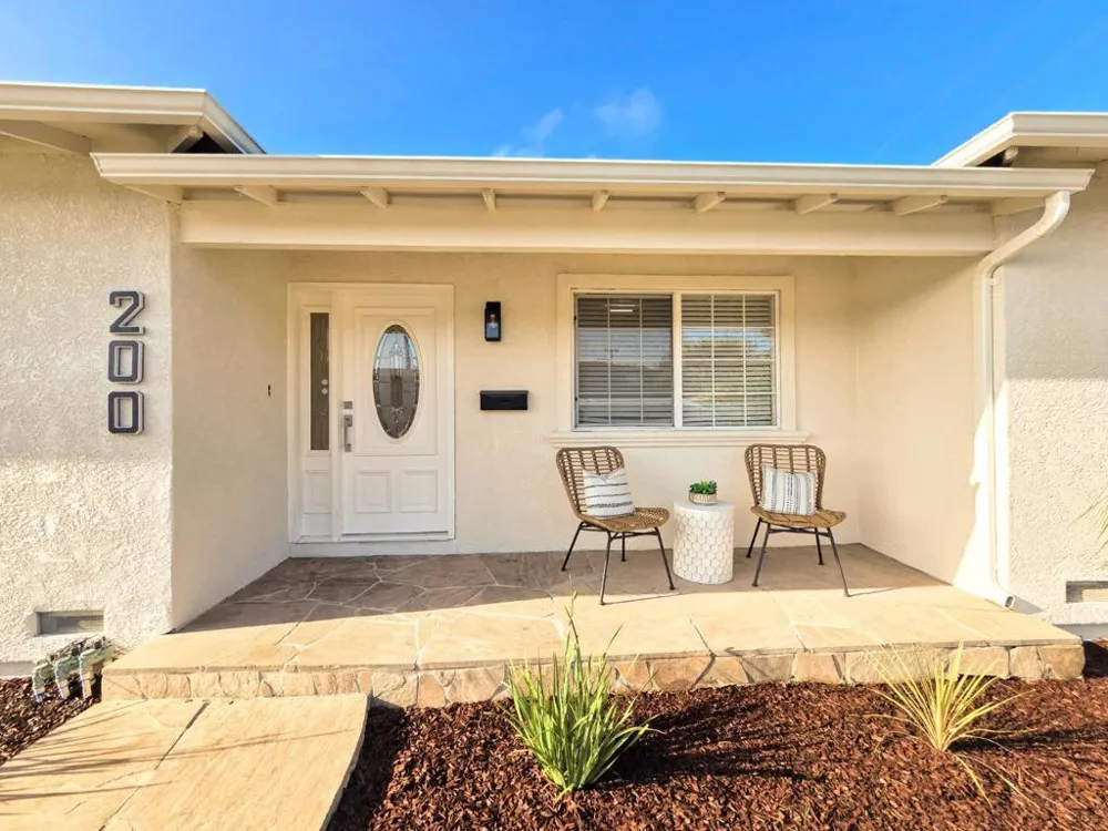 200 Kamson Way Campbell, CA 95008