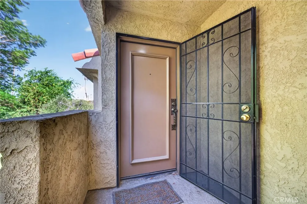 34005 Calle Mora Cathedral City, CA 92234