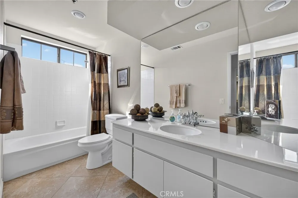 34005 Calle Mora Cathedral City, CA 92234