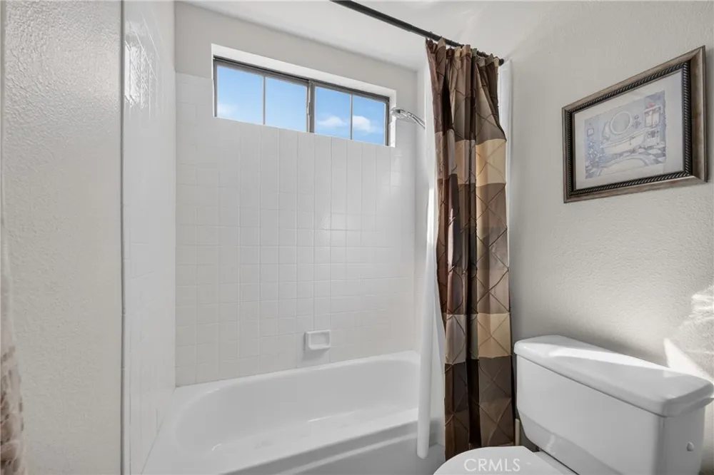 34005 Calle Mora Cathedral City, CA 92234