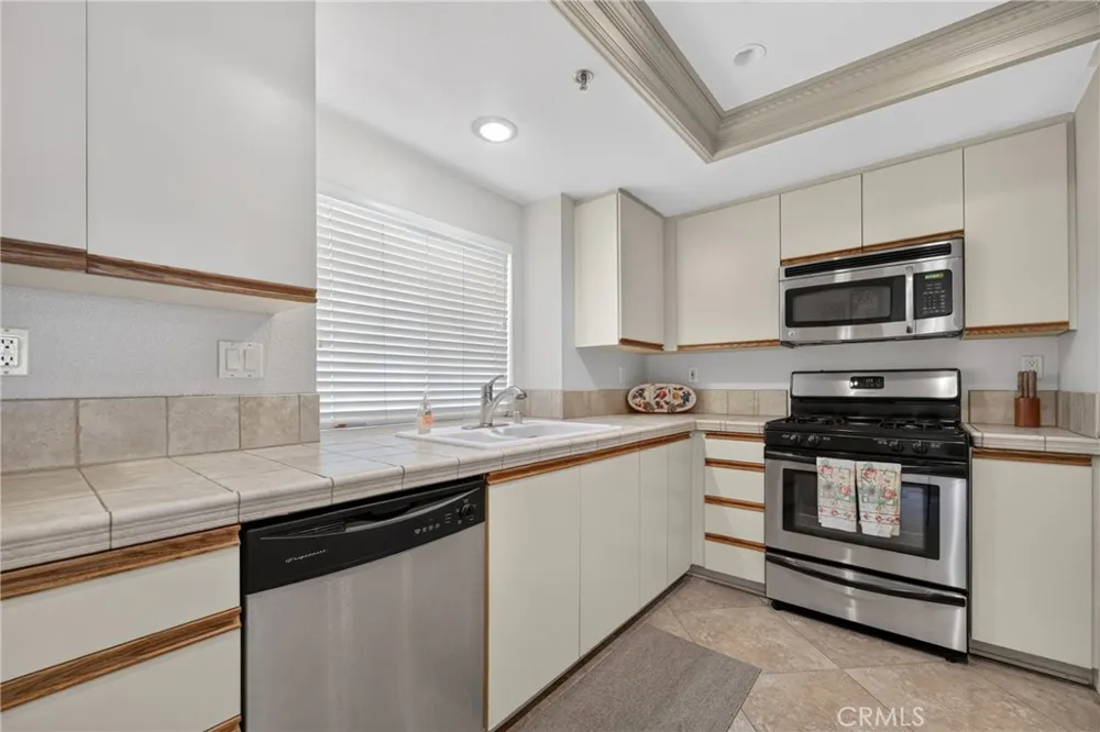 34005 Calle Mora Cathedral City, CA 92234