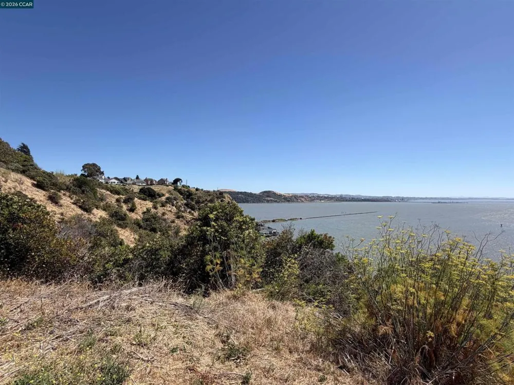113 Sea Crest Cir Vallejo, CA 94590