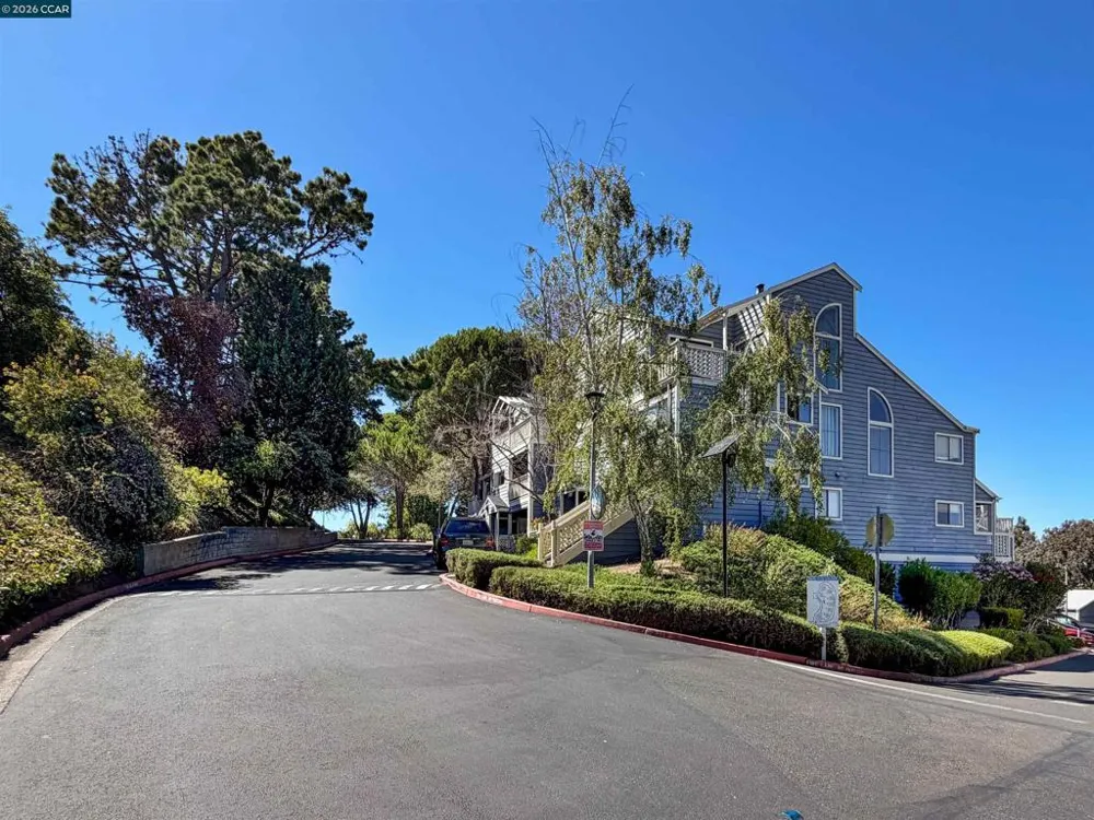 113 Sea Crest Cir Vallejo, CA 94590