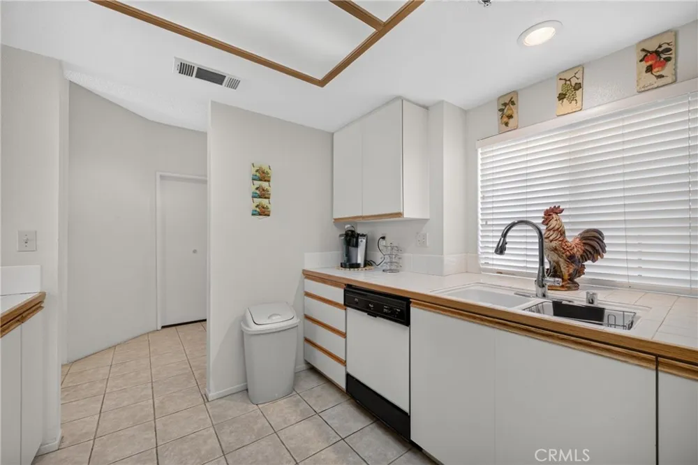 34003 Calle Mora Cathedral City, CA 92234