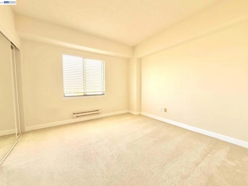 989 Webster St #651 Oakland, CA 94607