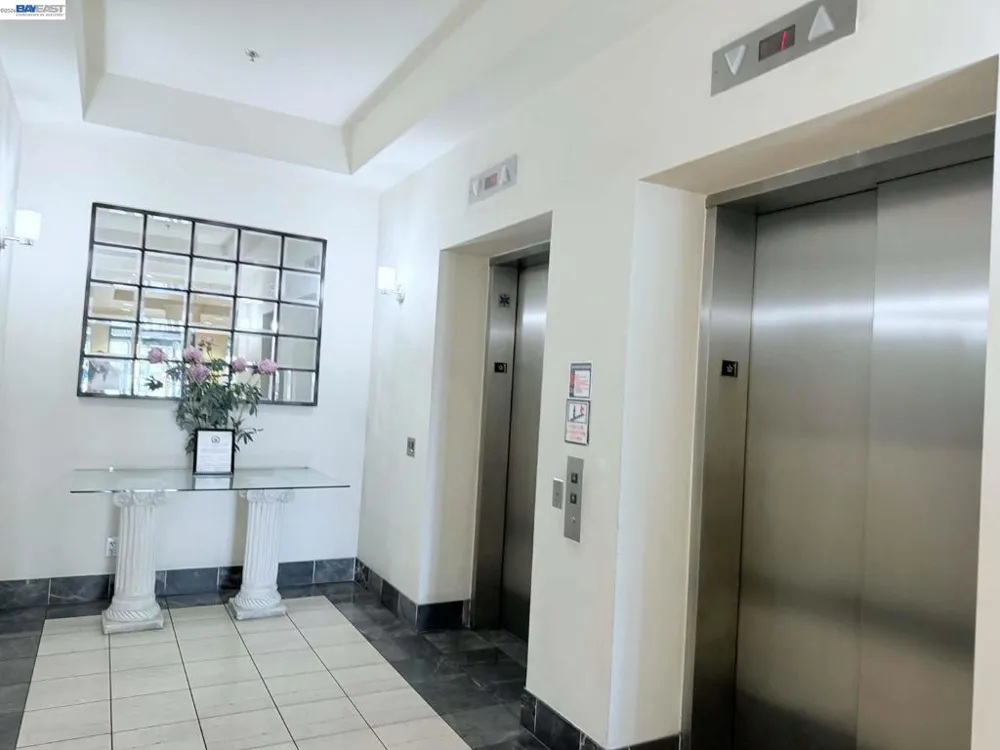 989 Webster St #651 Oakland, CA 94607