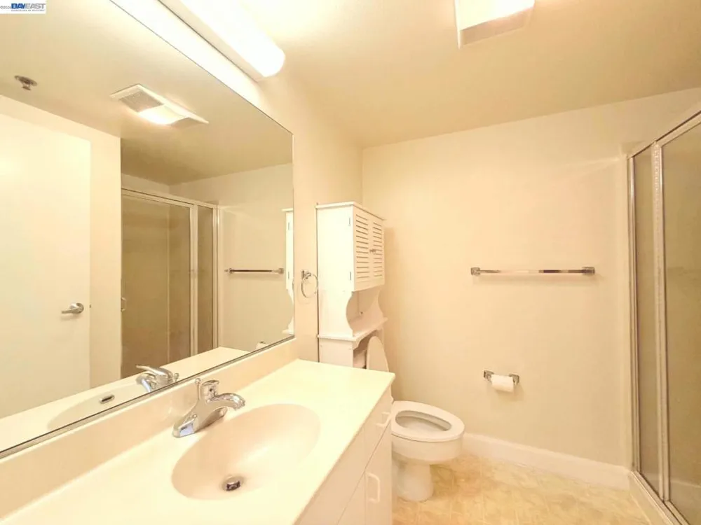 989 Webster St #651 Oakland, CA 94607