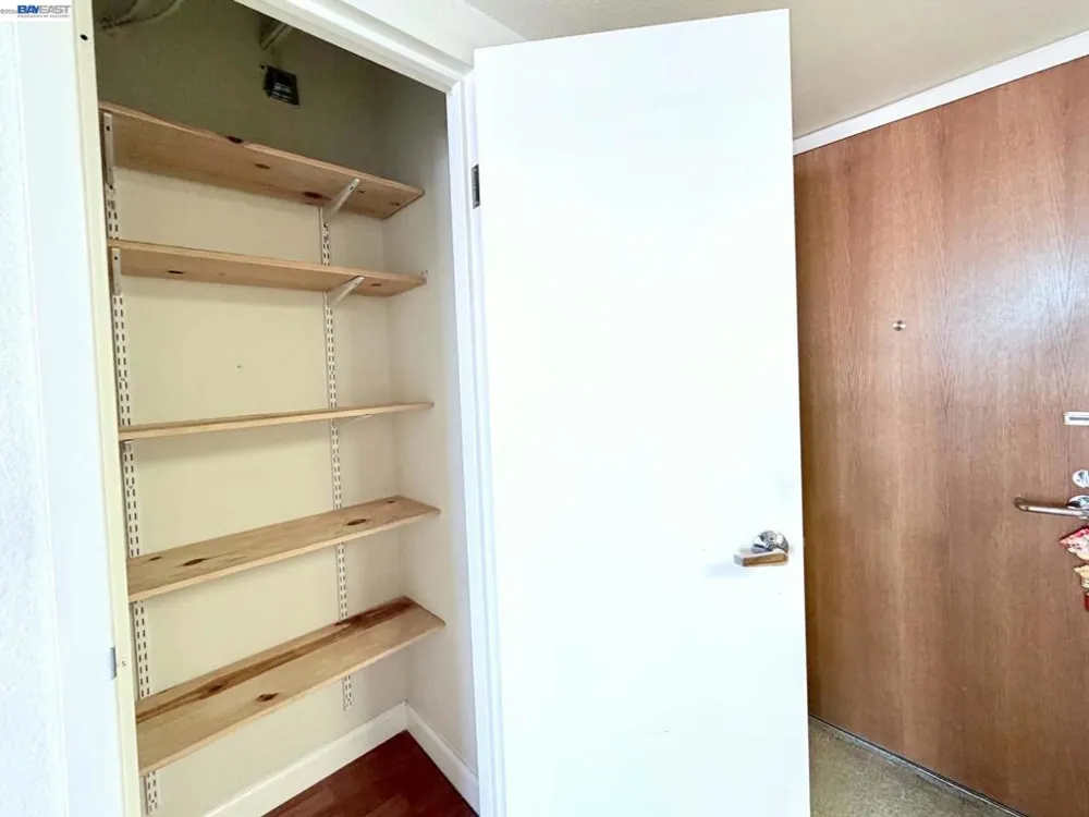 989 Webster St #651 Oakland, CA 94607