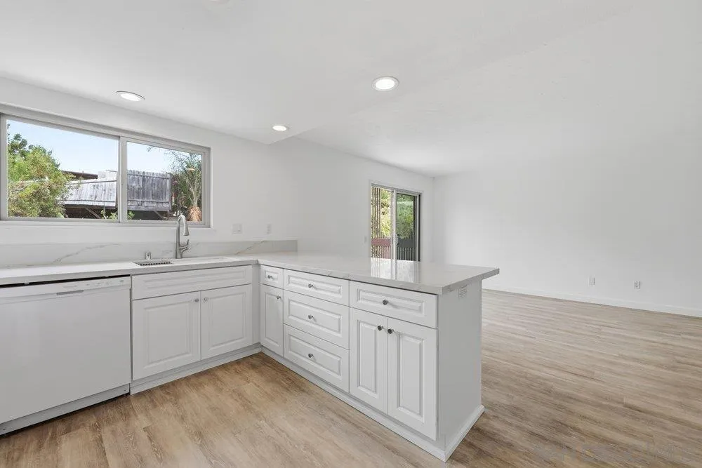 155 Rosebay Dr #40 Encinitas, CA 92024