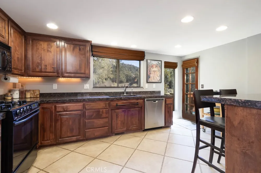 2300 Zermatt Drive Pine Mountain Club, CA 93222